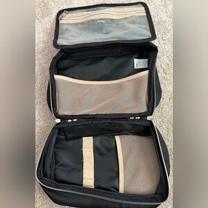 Nudestix Black Toiletry Bag with Hook - Travel Organizer